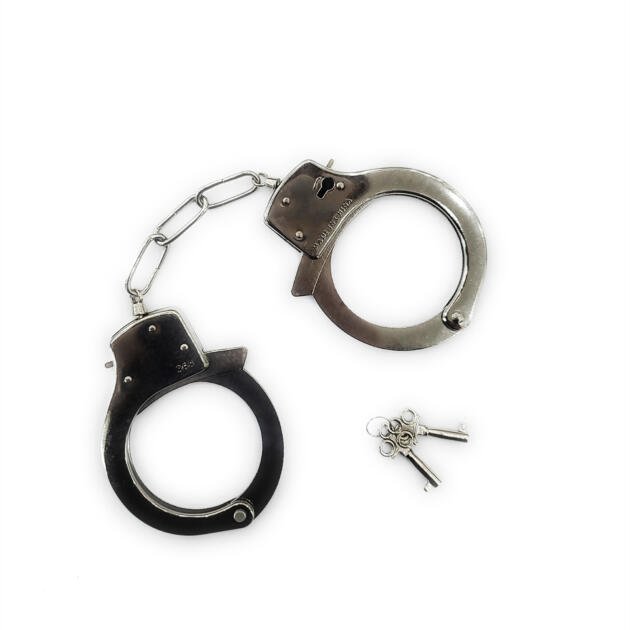 Toy handcuffs