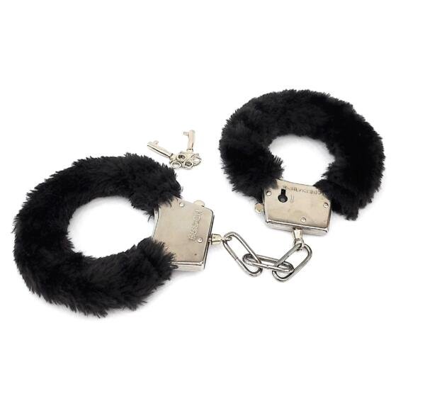 fuzzy handcuffs