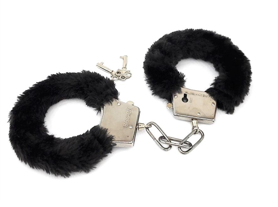 fuzzy handcuffs